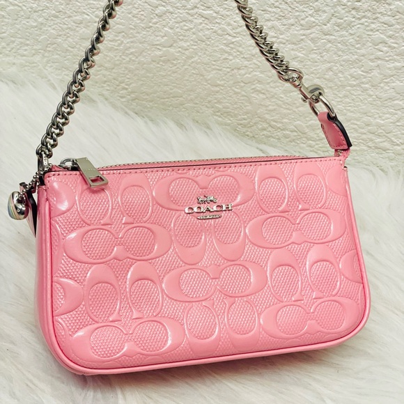 Coach Nolita 19 In Signature Leather With Heart Charm CCZ27